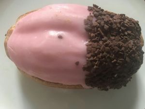 딸기 퐁당으로 아이싱한 살랑보