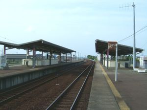 남쪽에서 바라본 승강장 (2007년 8월)