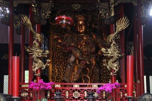 사대천왕전의 송나라 시대 위타 조각상