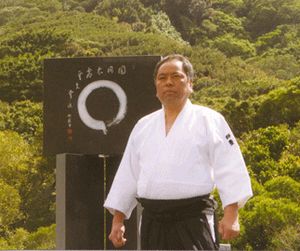 도요다 후미오(Fumio Toyoda) 하와이 다이혼잔 초젠지(Daihonzan Chozen-ji) 사찰. 도요다는 린자이 선의 스승이자 합기도의 달인이었다.