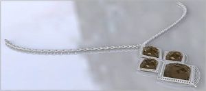 금속 목걸이