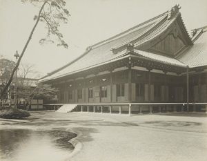 치구사의 방, 오른쪽은 호메이덴