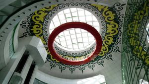 국내선 여객 터미널 내부 중앙 연결 통로