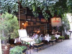 에미뇌뉘의 레스토랑