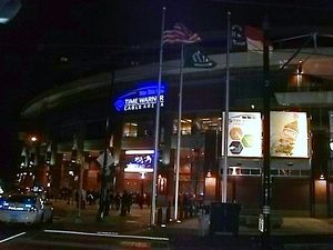 2008년의 경기장, 최초의 타임 워너 케이블 아레나 로고