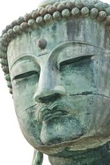 얼굴 부분. 대불의 눈동자는 윗눈꺼풀의 그림자에 가려 확인하기 어렵지만, 눈동자가 표현되어 있다.