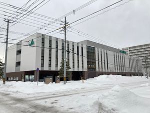 농업 관련 단체가 다수 입주한 JA 가미카와 빌딩 (2022년 3월)