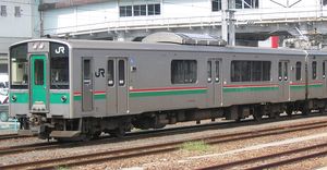 701계 1500번대 2차차쿠하 700형(2005년 9월 / 후쿠시마역)