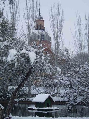 누에스트라 세뇨라 델 프라도 성당과 정원