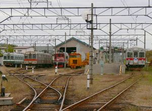 쓰가루오사와역에 병설된 차량 검수소.