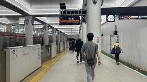 미도스지선 1번 승강장