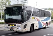 마쿠하리 멧세 중앙에서 출발하는 에어로 에이스 7417호차 (2019년 9월 13일, 마쿠하리 멧세에서 촬영)