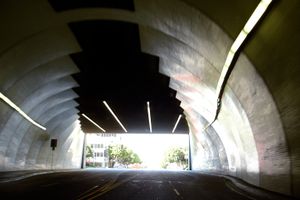 세컨드 스트리트 터널