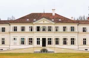 사버르신 성(Săvârșin Castle), 아라드 주(Arad County)