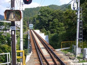 복선 시대의 흔적이 보이는 이치하라 철교 (2008년 10월)