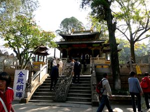 쿤밍의 금 도교 사원(Hall of the Golden Taoist Temple) 전각.
