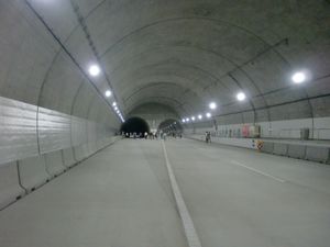 일본 최대의 굴착 단면적을 가진 신무오카 터널