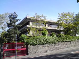 예술 및 사회 과학 도서관