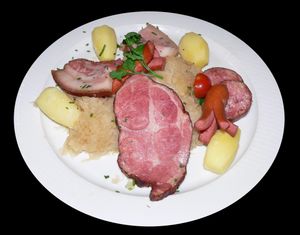 슈크루트 가르니