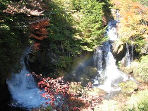 류즈폭포(竜頭の滝)