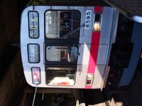 도부선으로 직통하지 않는 오시아게(押上) 발착 급행에는 도부선 진입 불가능을 나타내는 K 마크가 부착된 차량이 투입되기도 한다. 사진은 8590계에 의한 급행