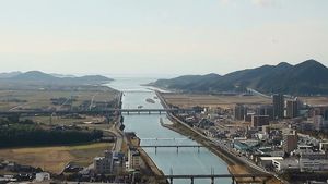 야마구치만에 흘러드는 후시노 강