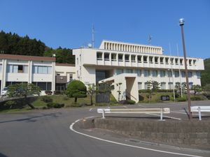 오시카 종합지소(牡鹿総合支所)（구 오시카정청(旧牡鹿町役場)）