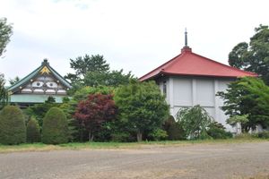 에니와시에서 가장 큰 불교 사찰인 천융사